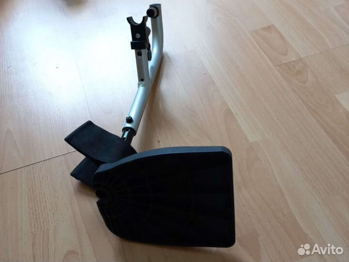 Подножка для инвалидной коляски