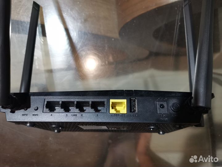 Роутер D-Link DIR 825