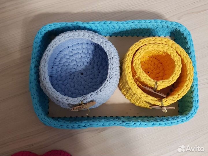 Корзина вязаная