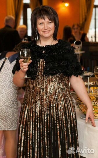 Вечернее платье