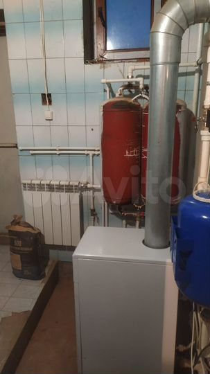 Дом 218 м² на участке 8 сот.