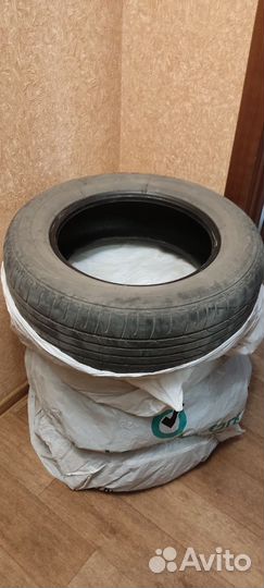 Bridgestone Dueler H/P 215/65 R16