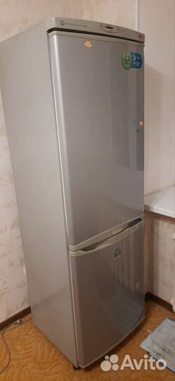 Холодильникlg GR-n389sqf