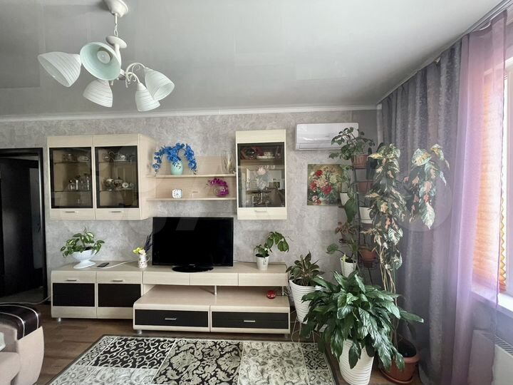 2-к. квартира, 50 м², 10/10 эт.