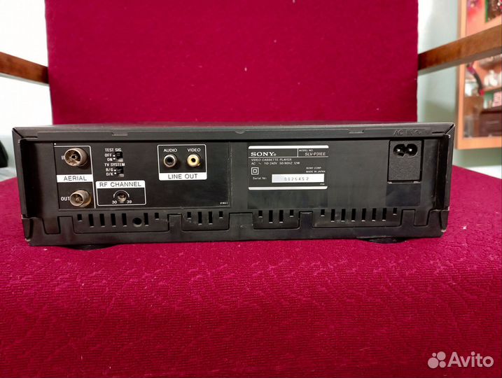 Видеомагнитофон 