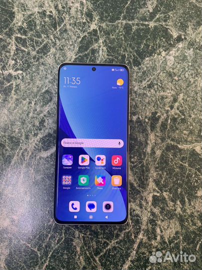 Xiaomi 12, 12/256 ГБ