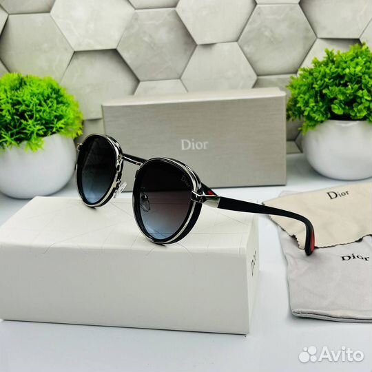 Солнцезащитные очки Dior