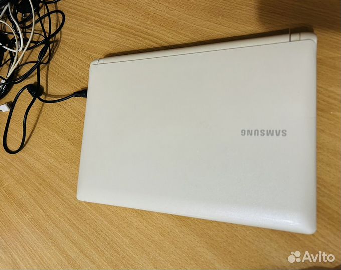 Нетбук samsung np-n150 plus