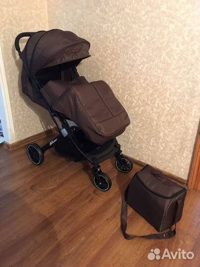 Коляска новая прогулочная С сумкой