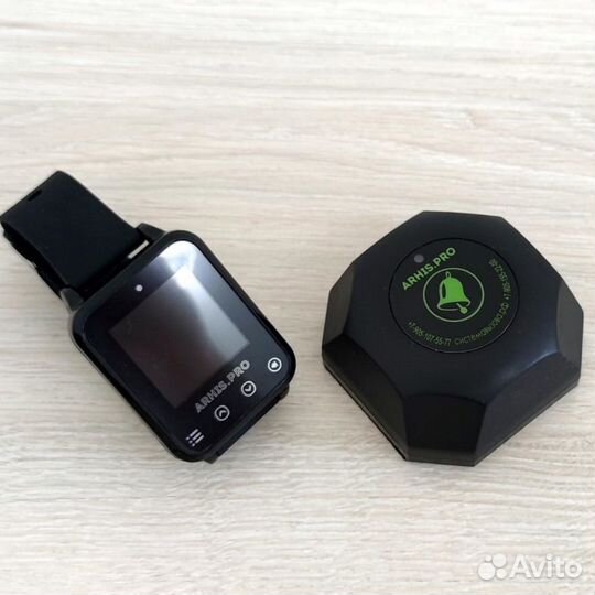 Кнопка вызова персонала, официанта Бургер и часы