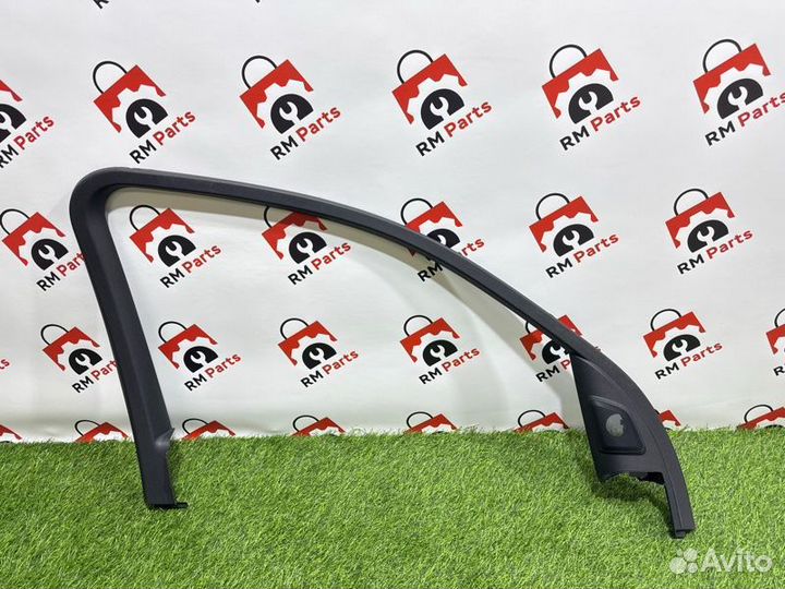 Рамка стекла двери передняя левая Mercedes Gle 167