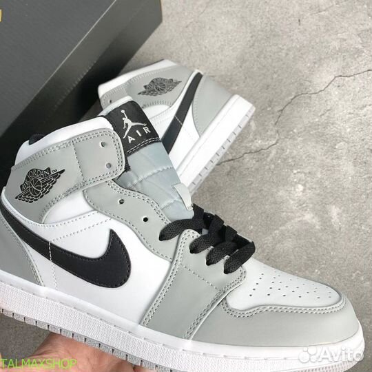 Nike AIR jordan retro 1