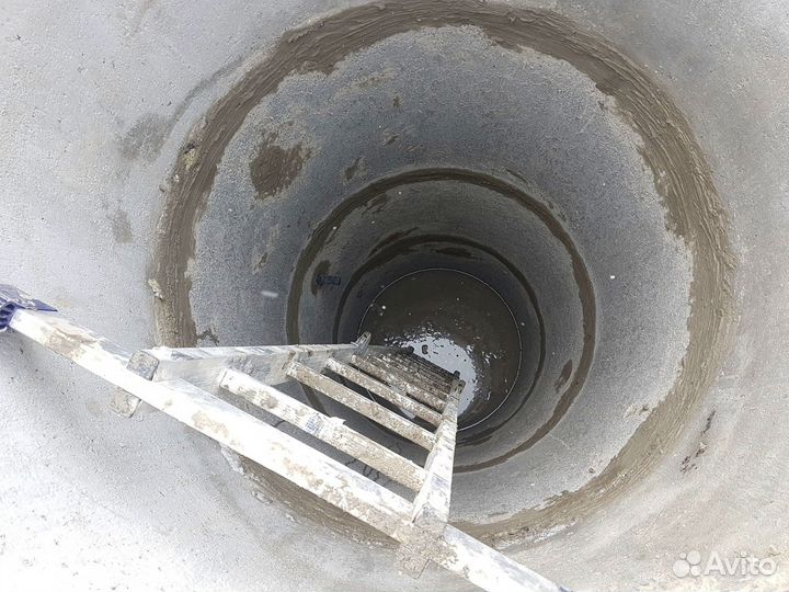 Копка колодца, септик из бетонных колец