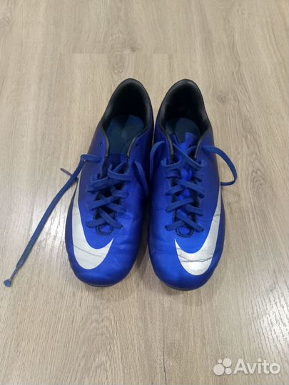 Футбольные бутсы nike 32-33р