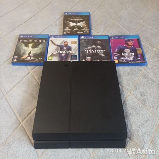 Sony playstation 4 PS4 slim 1tb