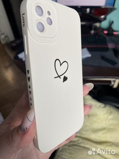 Чехол на iPhone 11
