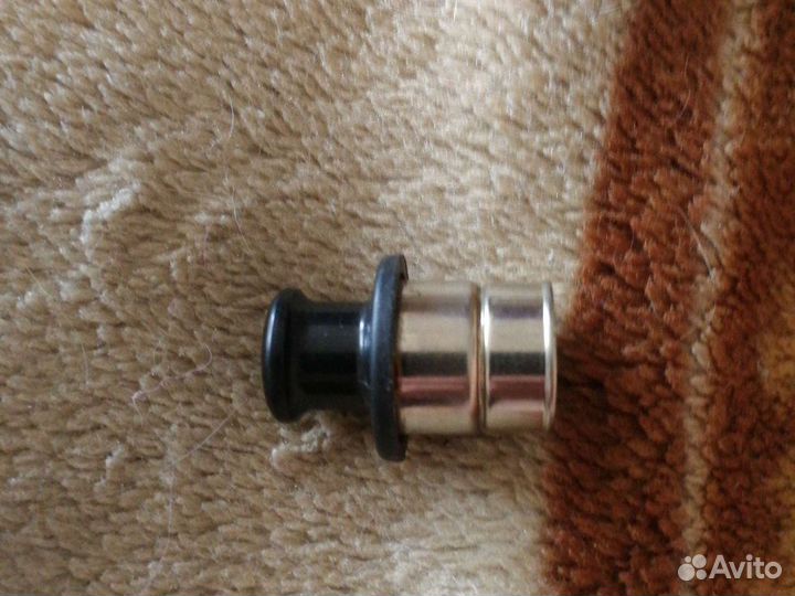 Продам прикуриватель от хонда цивик ферио 2001