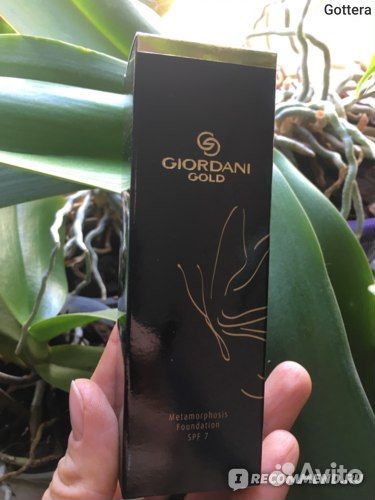 Матирующая пудровая тональная основа от Орифлэйм