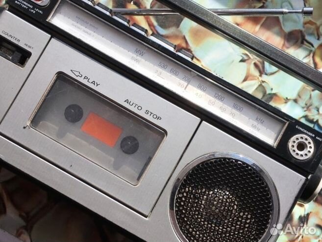 Кассетный радиоприёмник Sanyo