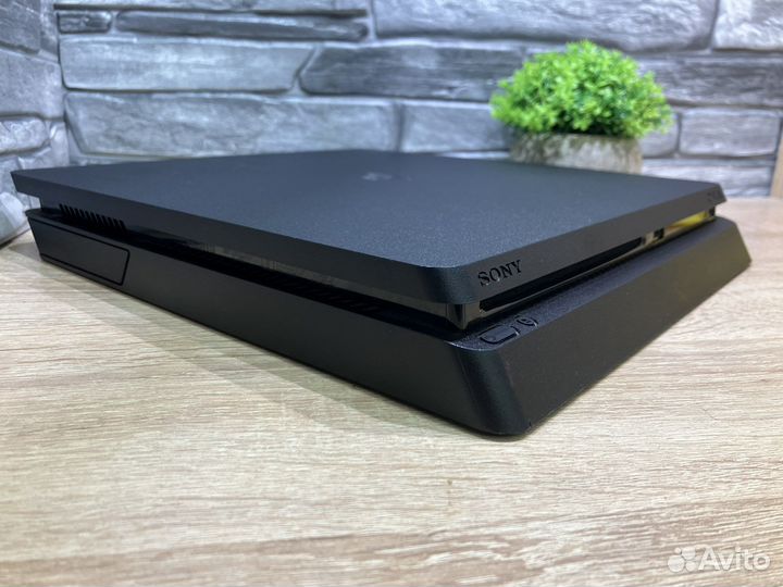 М.21428 Sony PS4 Slim 1Tb