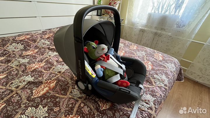 Автолюлька Britax Roemer baby-safe2 i-size