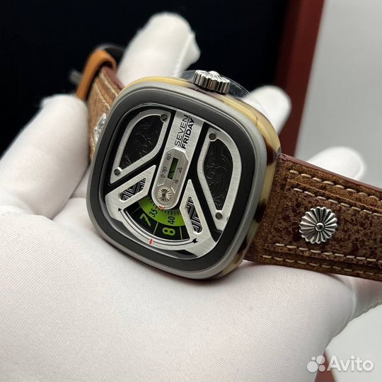 Наручные часы sevenfriday