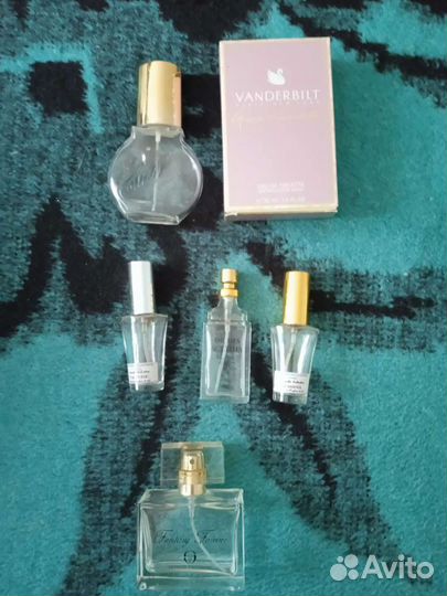 Флаконы из-под духов