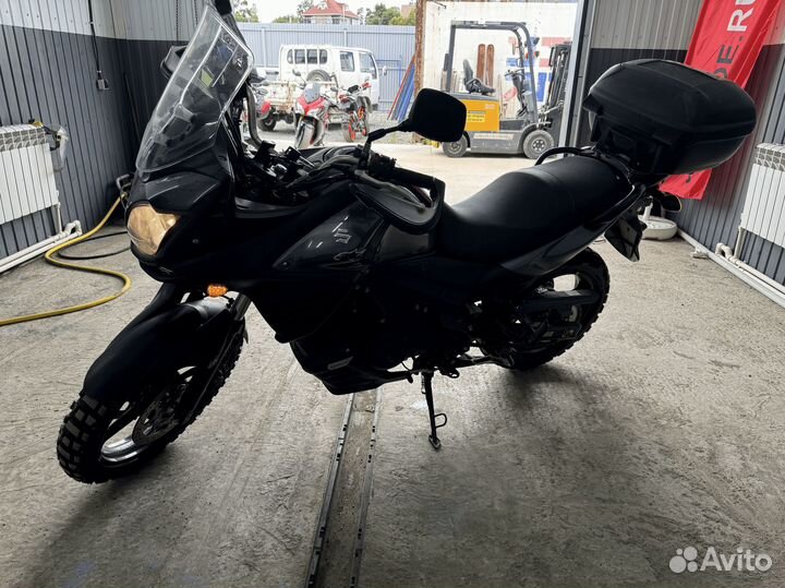 Suzuki V-Strom DL 650A