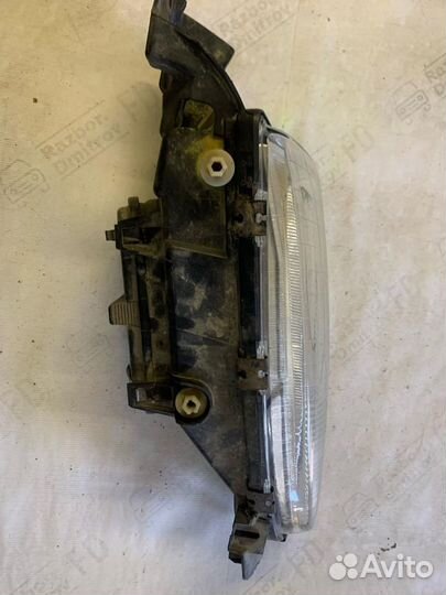 Фара левая Ford Mondeo I 1993