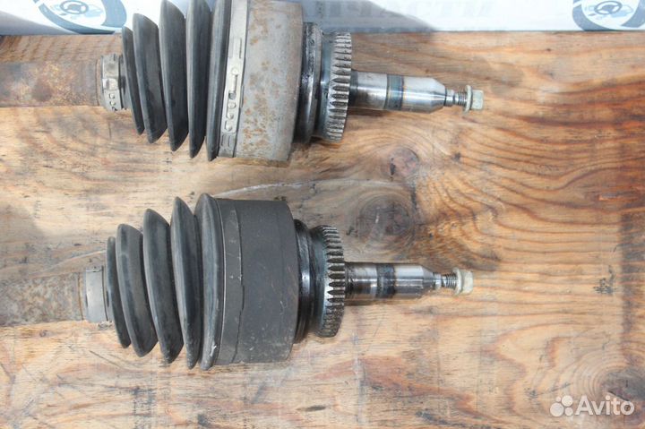 Передние привода на Lincoln Navigator 2 2005г