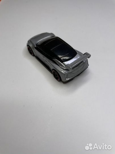 Машинка hot wheels nissan leaf nismo RC02