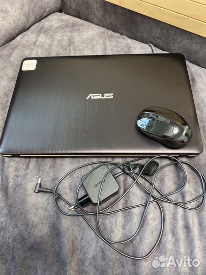 Ноутбук asus