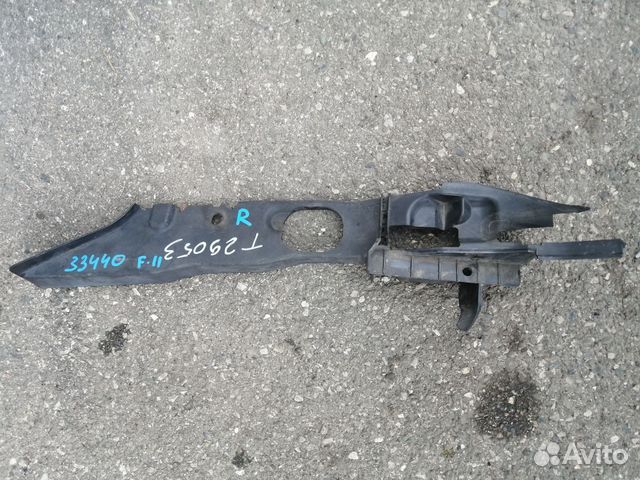 Накладка крыла внутренняя правая Ford Focus 2 2009