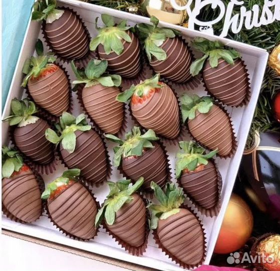 Клубничка в шоколаде