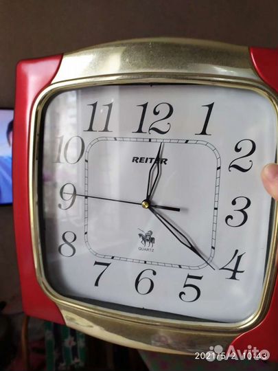 Часы настенные