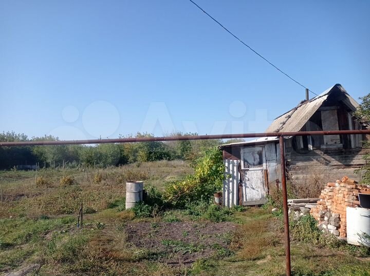 Дом 16 м² на участке 26 сот.