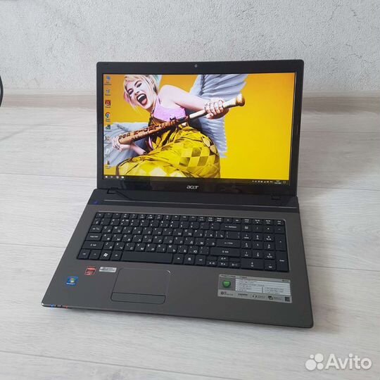 Ракета Acer i7/17.3/10gb/тянет игры