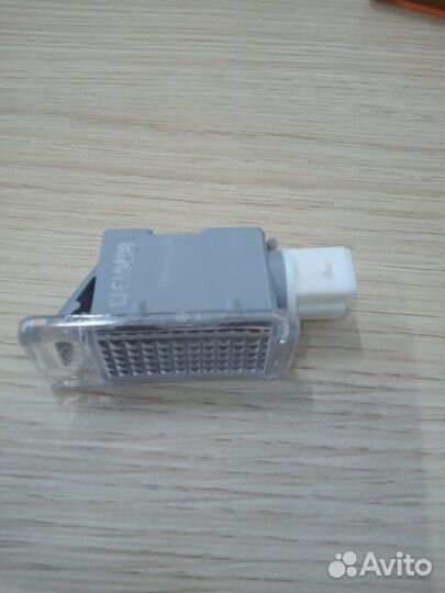 Плафон подсветки номерного знака