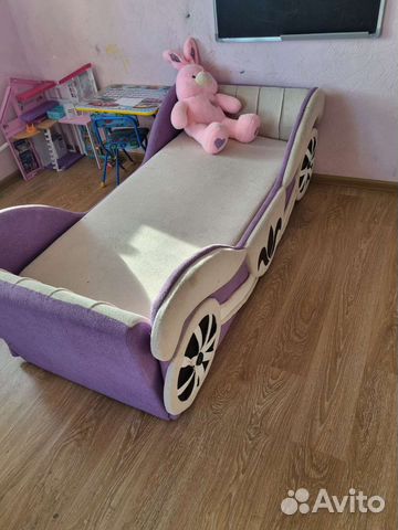 Детская кровать для девочеи