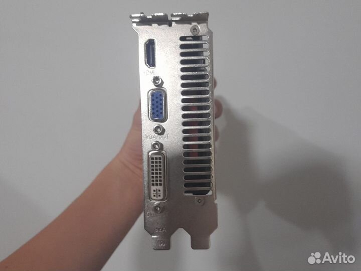 Материнская плата с блоком питания и охлаждение