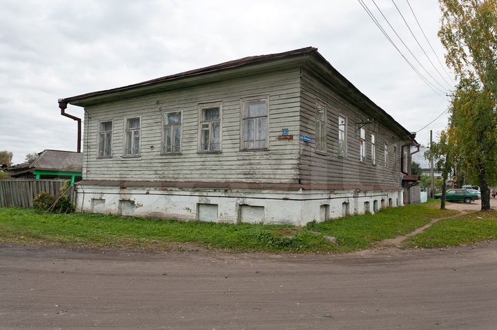 Дом 274,3 м² на участке 15 сот.