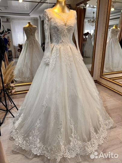 Свадебное платье 44 46 на прокат