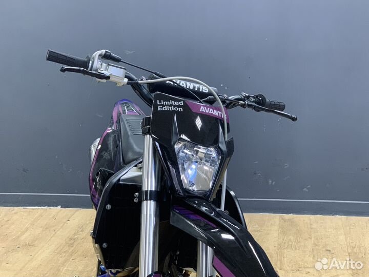 Универсальный мотоцикл Avantis A7
