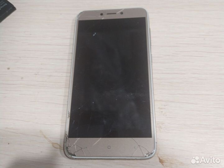 Xiaomi Redmi 4X, 2/16 ГБ