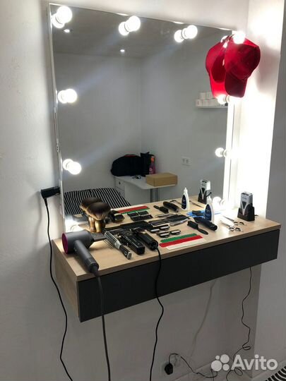 Гримерное зеркало с подсветкой, с лампочками