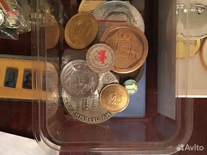 Настольная медаль