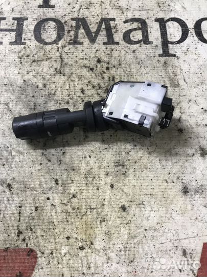 Переключатель стеклоочистителей Nissan Pathfinder