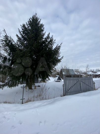 Дом 26 м² на участке 8 сот.