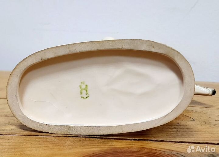 Статуэтка девочка с собакой ГДР 1970Е годы