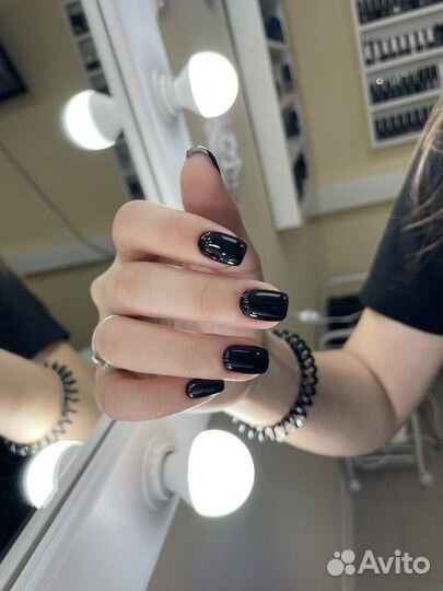 Маникюр/педикюр/гель-лак